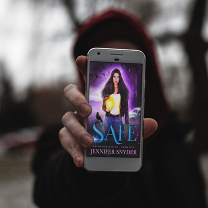 Safe (Deadwood Ravens Book 1)