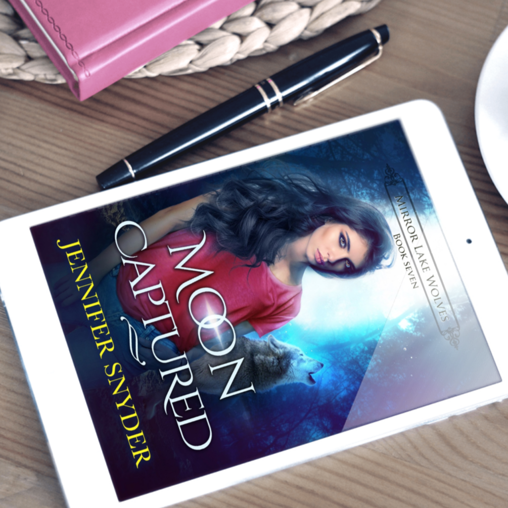 Moon Captured (Mirror Lake Wolves, Book 7)